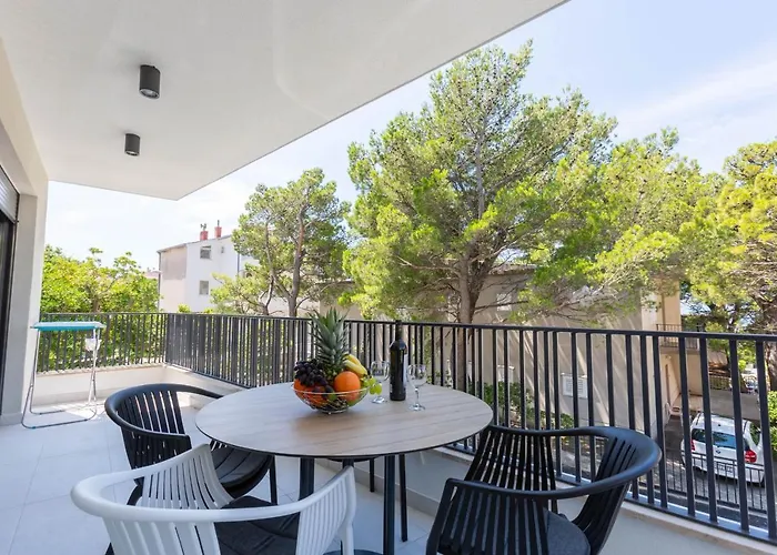 Braga A7 * Baška Voda